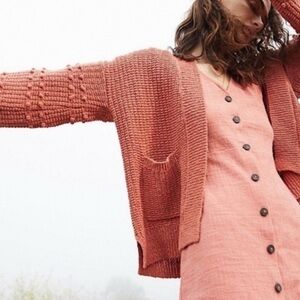 Madewell bobble sweater mauve size XXS cardigan Pom Pom balls on sleeves cotton